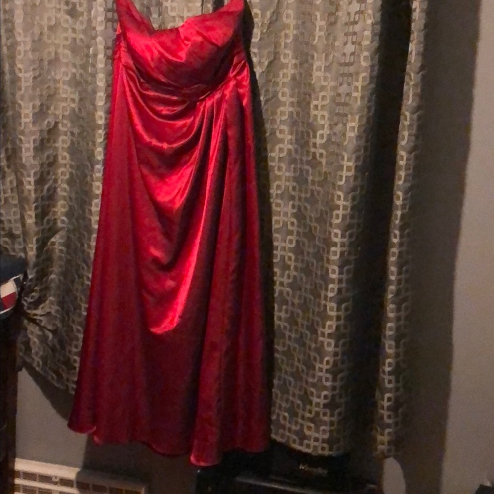 Women’s strapless formal size 20
